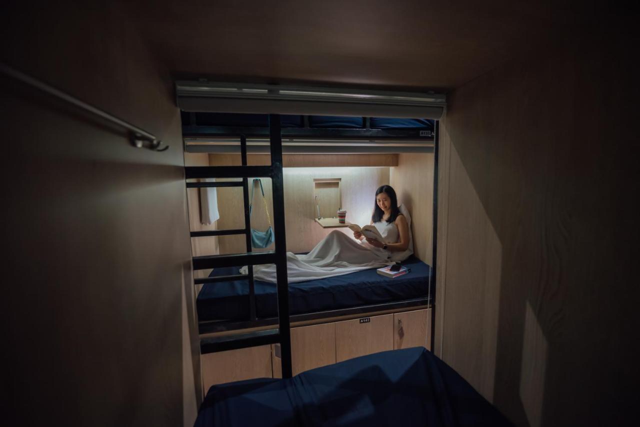 Bluewaters Pods @ Bugis Hostel Сингапур Екстериор снимка